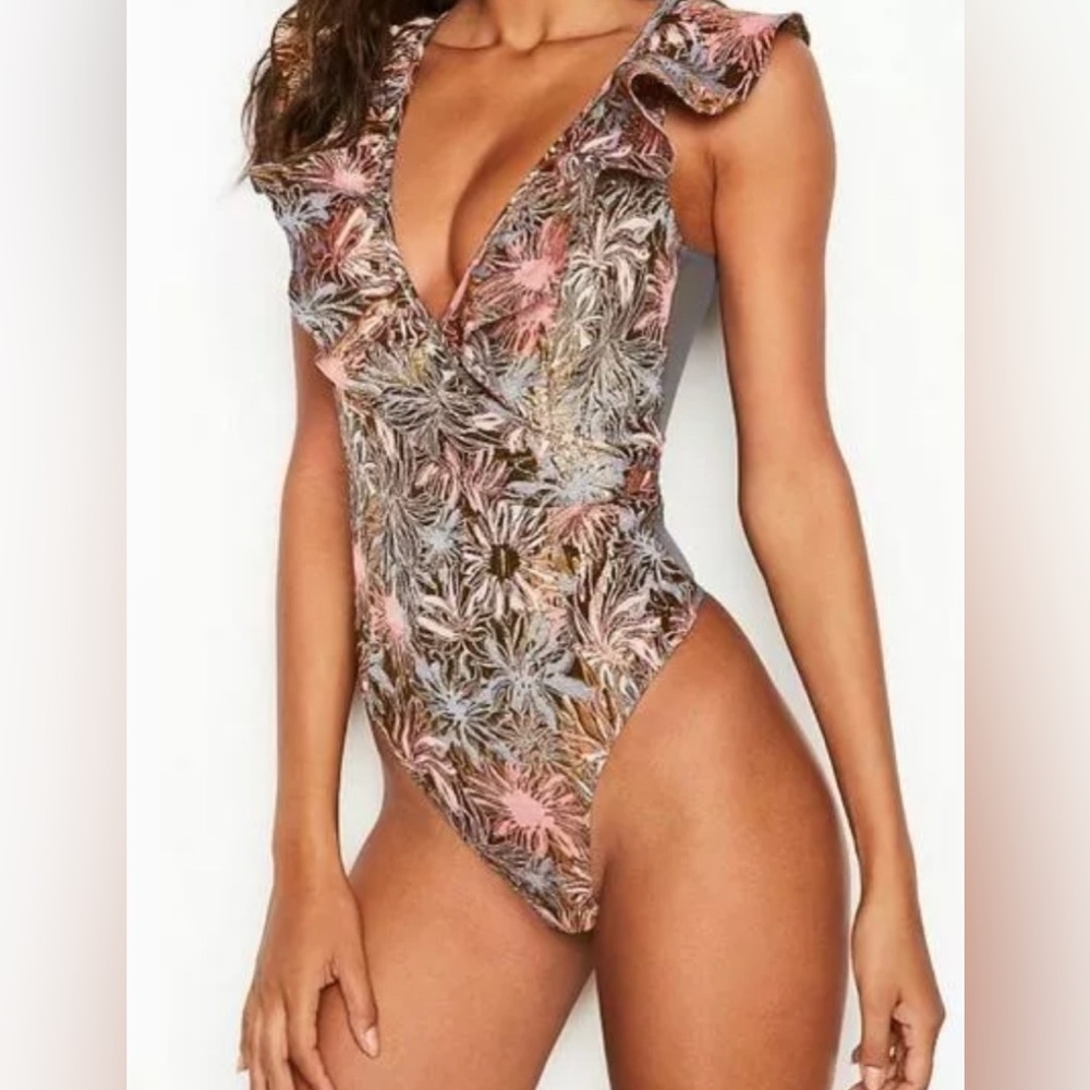 Victoria’s‎ Secret Shine Brocade Ruffle Bodysuit Floral Metallic Size S